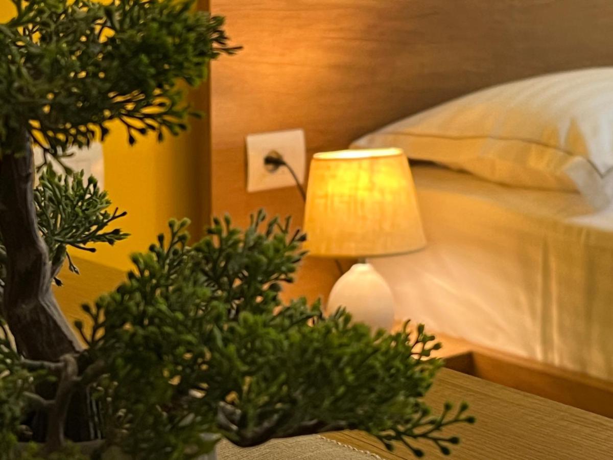 Koni'S Studio Apartments ติรานา ภายนอก รูปภาพ